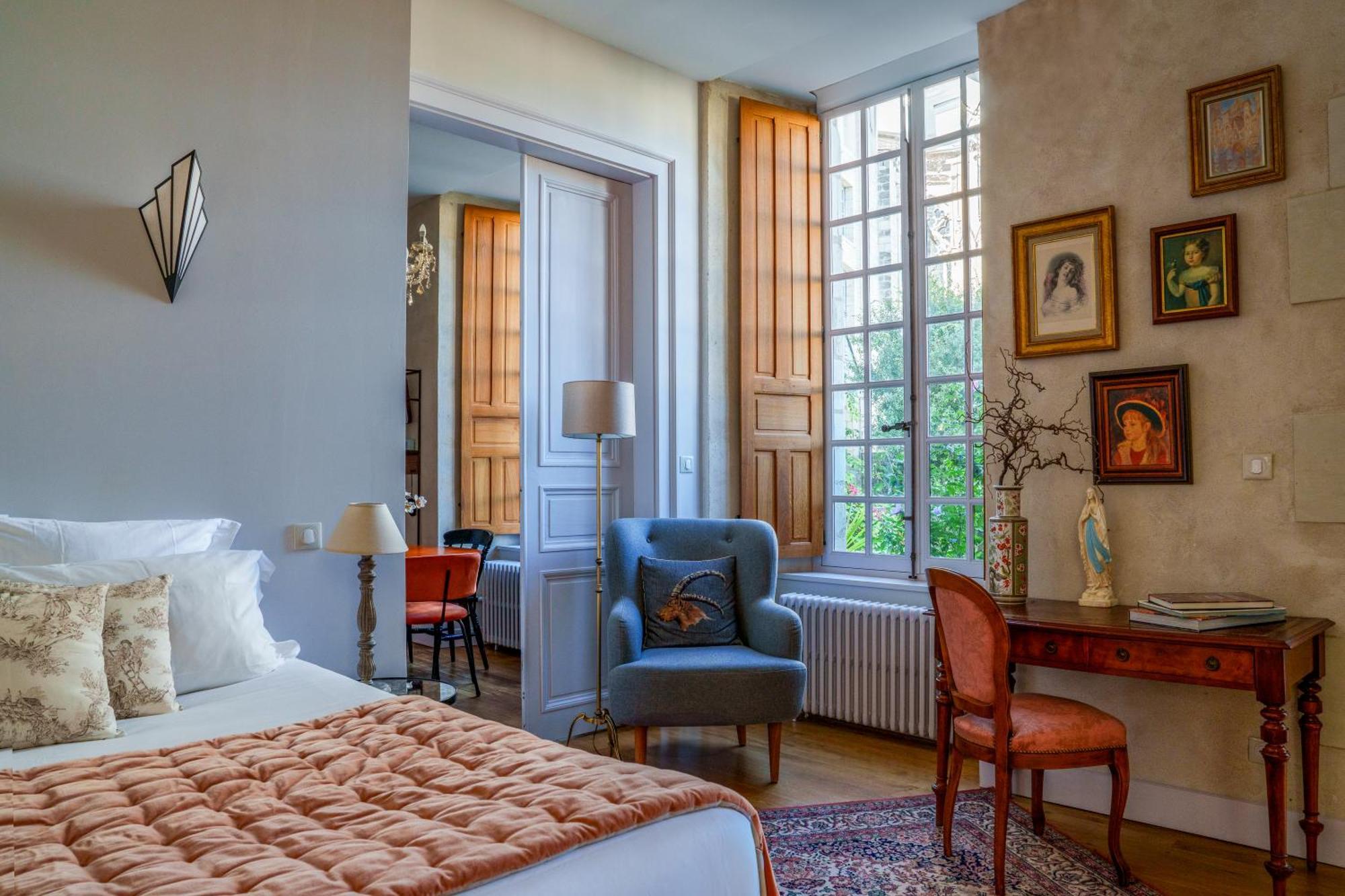 LA MAISON CANONIALE luxe et charme au coeur de Tours Extérieur photo