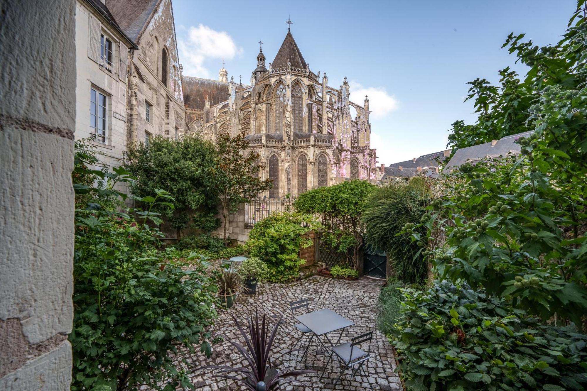 LA MAISON CANONIALE luxe et charme au coeur de Tours Extérieur photo